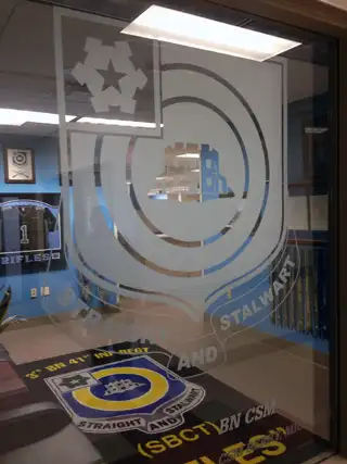Completed glass etching featuring U.S. Army 41st unit artwork